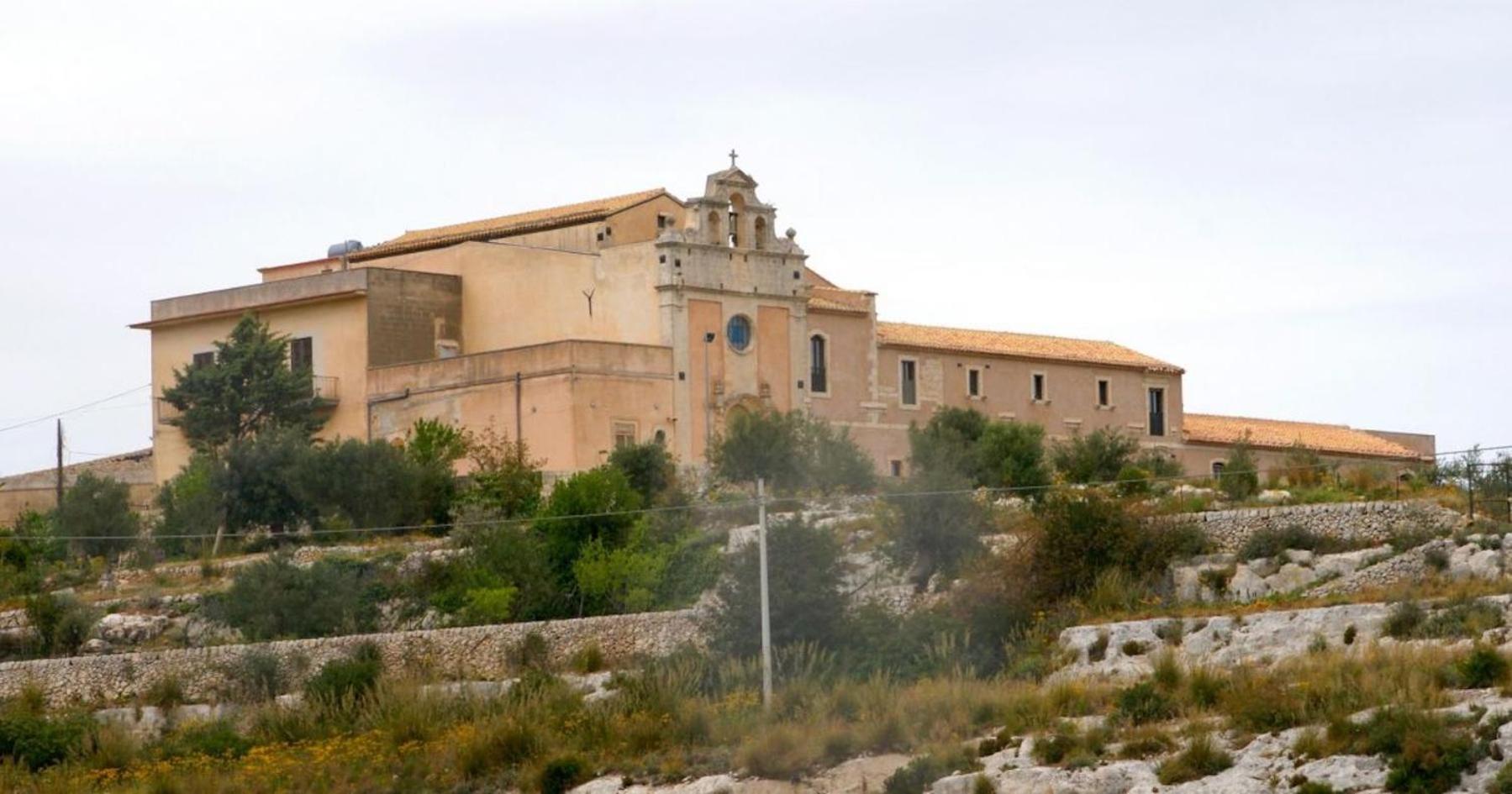 Casa Vacanze Robinson Βίλα Avola Εξωτερικό φωτογραφία