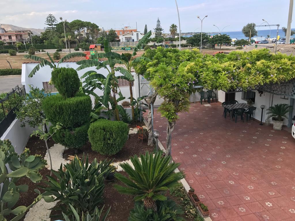 Casa Vacanze Robinson Βίλα Avola Εξωτερικό φωτογραφία