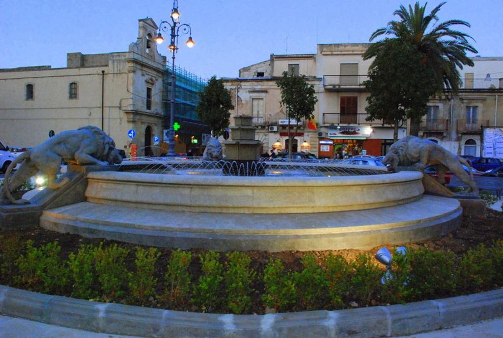 Casa Vacanze Robinson Βίλα Avola Εξωτερικό φωτογραφία